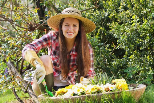 Choosing the right garden maintenance service in Chelsea